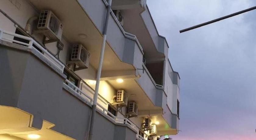 Clear Water Hotel Гарапан Екстериор снимка
